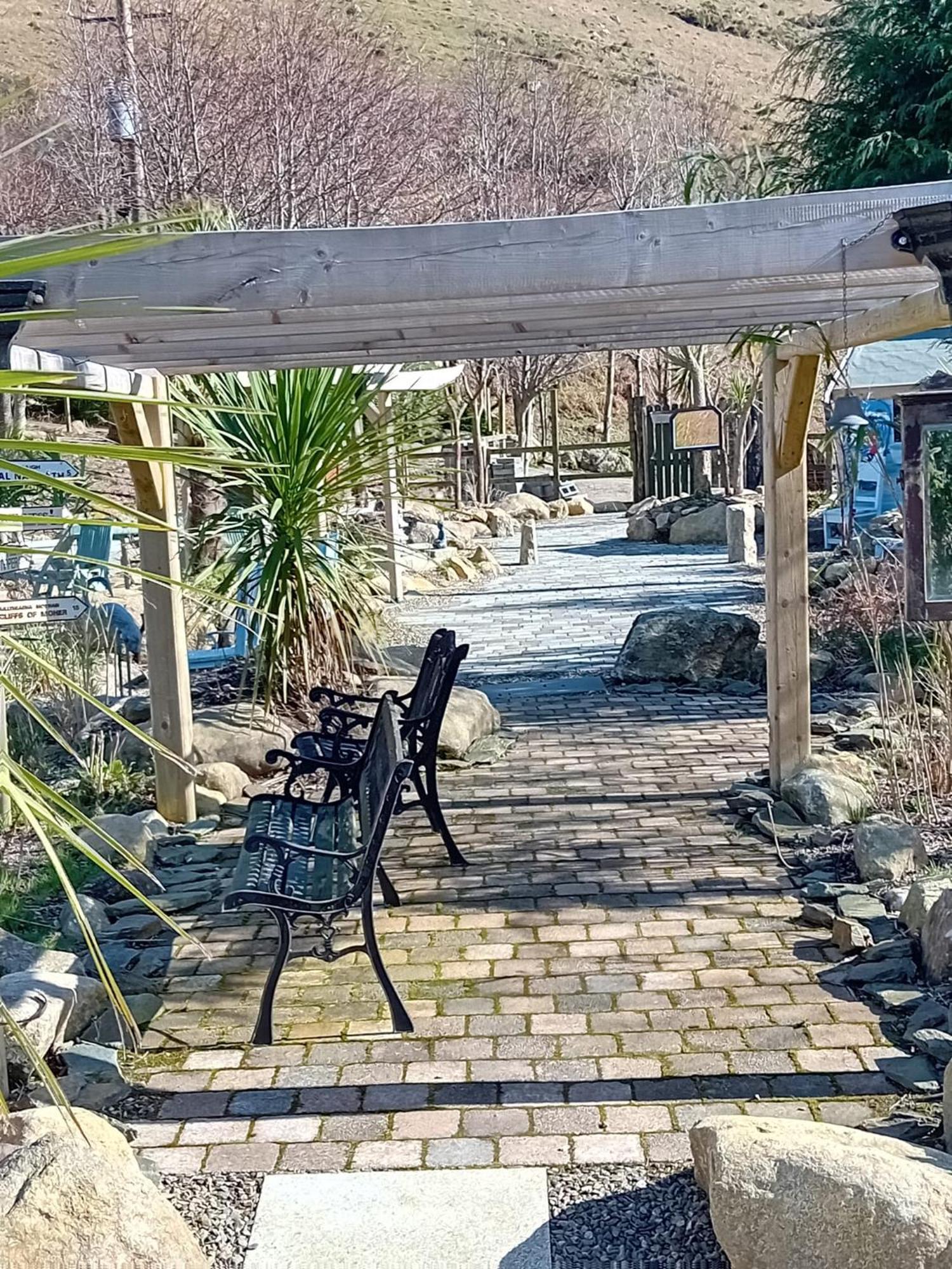 לארה Clarisses Cottage מראה חיצוני תמונה